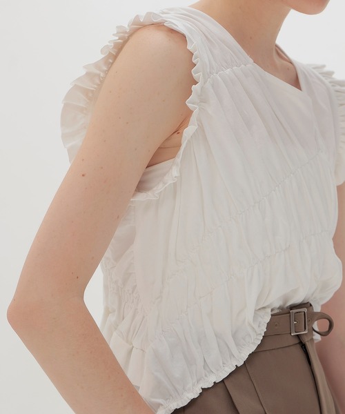 DRESSLAVE（ドレスレイブ）の「cotton shirring asymmetry pullover(コットンシャーリングアシンメトリープルオーバー)（Tシャツ/カットソー・レディース・ブラック/ホワイト・38）」の16枚目の写真