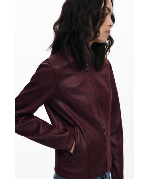 Desigual(デシグアル)の「マオカラー ニット袖切り替え フェイクレザージャケット ブラック(ライダースジャケット・レディース・レッド/ブラック/ブラウン・S/M/L/XL/XS/XXL)」の5枚目の写真
