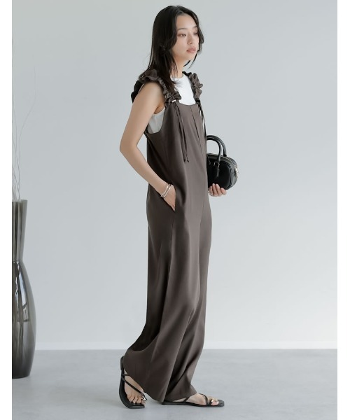 Re:EDIT（リエディ）の「[低身長/高身長サイズ有]リネンライクショルダーギャザーサロペット（つなぎ/オールインワン・レディース・チャコールグレー/ブラック/ブラウン・SHORT/MEDIUM/TALL/LARGE）」の20枚目の写真