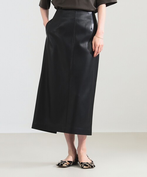 Demi-Luxe BEAMS(デミルクス ビームス)の「【ビームスの百名品】フェイクレザー セミタイトスカート(スカート・レディース・ブラック/ダークブラウン・36/38/40)」の5枚目の写真