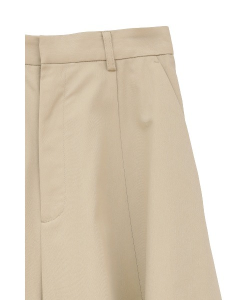 MANOF(マノフ)の「FLARED HALF PANTS(その他パンツ・レディース・ベージュ/ブラック・S/M)」の19枚目の写真