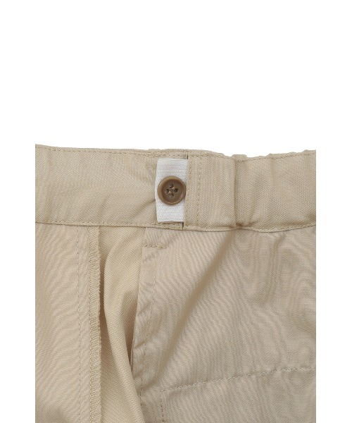 MANOF(マノフ)の「FLARED HALF PANTS(その他パンツ・レディース・ベージュ/ブラック・S/M)」の22枚目の写真