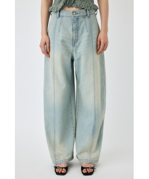 MOUSSY(マウジー)の「PIN TUCK COCOON STRAIGHT(デニムパンツ・レディース・ワンウォッシュ/ライトブルー・0/1/2)」の9枚目の写真