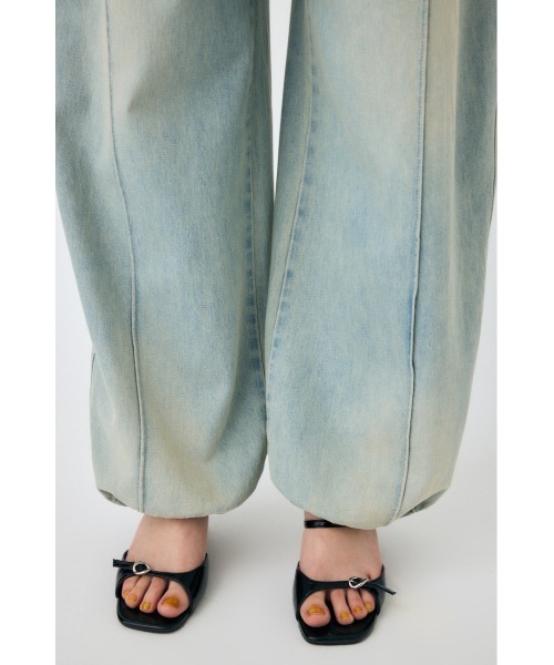 セール】PIN TUCK COCOON STRAIGHT（デニムパンツ）｜MOUSSY（マウジー