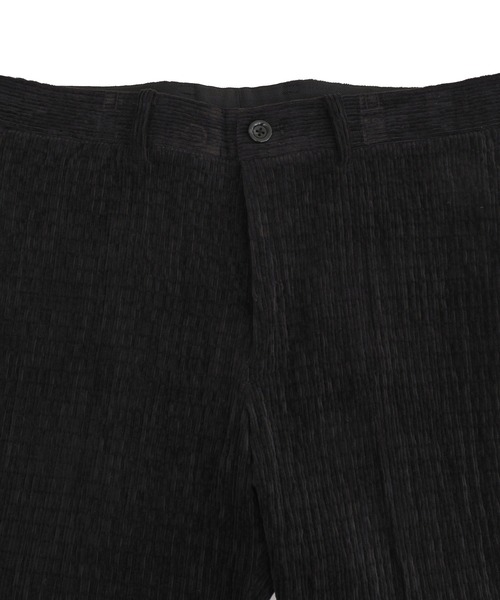 MEN'S BIGI(メンズビギ)の「シャーリングコーデュロイパンツ<ストレッチ>(その他パンツ・メンズ・ブラウン/ブラック・04/03/02/01)」の11枚目の写真