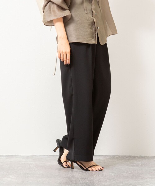 NOLLEY’S Sophi（ノーリーズソフィ）の「《セットアップ対応》ウォッシャブルダブルクロスサテンイージーワイドパンツ（その他パンツ・レディース・ブラウン/ブラック/キナリ/ネイビー・34/36/38/39）」の11枚目の写真