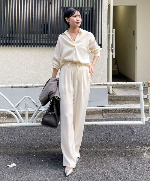 NOLLEY’S Sophi（ノーリーズソフィ）の「《セットアップ対応》ウォッシャブルダブルクロスサテンイージーワイドパンツ（その他パンツ・レディース・ブラウン/ブラック/キナリ/ネイビー・34/36/38/39）」の21枚目の写真