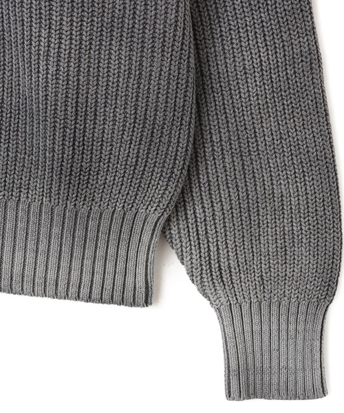 atmos(アトモス)の「atmos Small Logo Patch Knit Sweater / アトモス スモール ロゴ パッチ ニット セーター(ニット/セーター・メンズ・ブラック/ブルー/ブラウン・M/XL/L)」の6枚目の写真