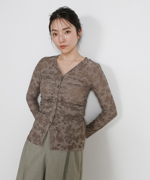 select MOCA（セレクトモカ）の「カットジャガードVネックカーディガン（カーディガン/ボレロ・レディース・グレイッシュベージュ/ブラウン/ブラック・FREE）」の19枚目の写真
