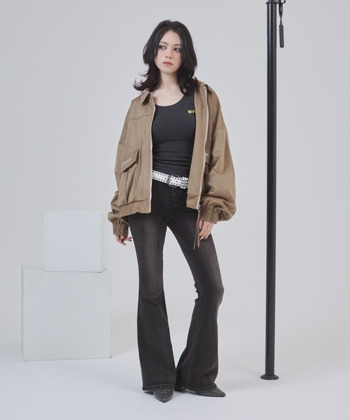 ENVYM(アンビー)の「ビックポケットスェードブルゾン(ブルゾン・レディース・グレー/ベージュ・FREE)」の11枚目の写真