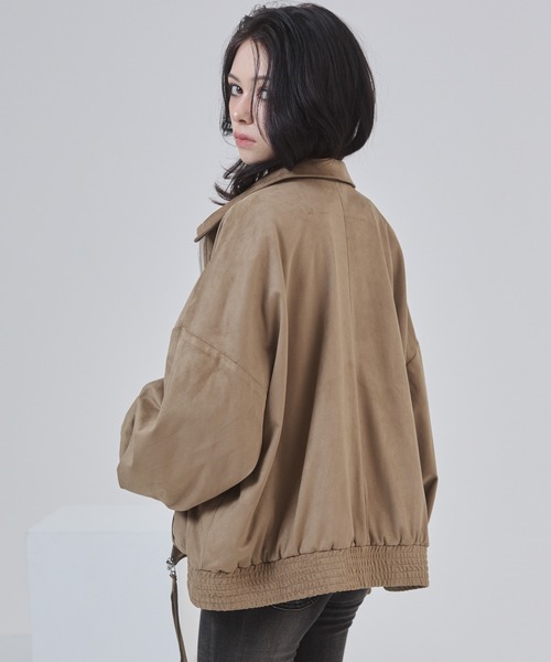 ENVYM(アンビー)の「ビックポケットスェードブルゾン(ブルゾン・レディース・グレー/ベージュ・FREE)」の16枚目の写真