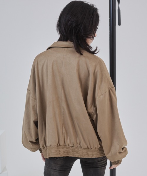 ENVYM(アンビー)の「ビックポケットスェードブルゾン(ブルゾン・レディース・グレー/ベージュ・FREE)」の17枚目の写真