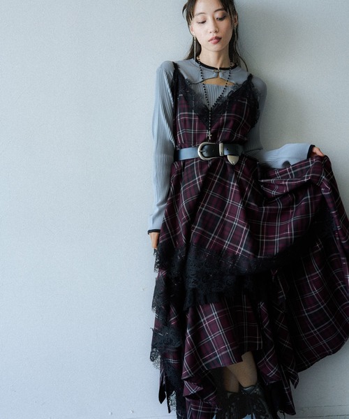 HARE（ハレ）の「タータンチェックキャミワンピース(HARE)（ワンピース・レディース・レッド/ブラック/ブルー・FREE）」の9枚目の写真