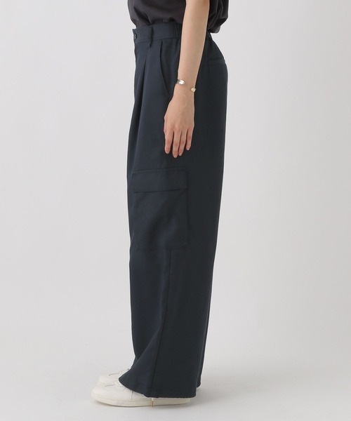 Elura（エルーラ）の「2WAYワイドカーゴパンツ/588163（カーゴパンツ・レディース・ネイビー/カーキ・LARGE/MEDIUM）」の5枚目の写真