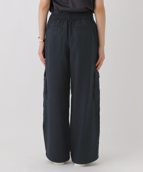 Elura（エルーラ）の「2WAYワイドカーゴパンツ/588163（カーゴパンツ・レディース・ネイビー/カーキ・LARGE/MEDIUM）」の6枚目の写真