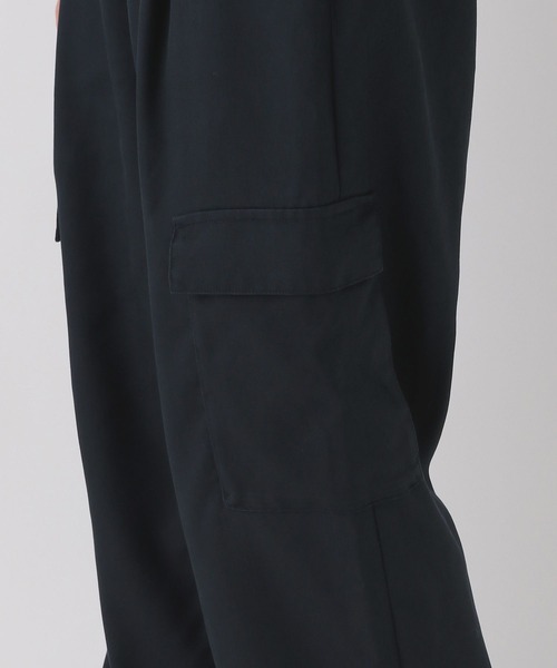 Elura（エルーラ）の「2WAYワイドカーゴパンツ/588163（カーゴパンツ・レディース・ネイビー/カーキ・LARGE/MEDIUM）」の10枚目の写真