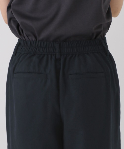 Elura（エルーラ）の「2WAYワイドカーゴパンツ/588163（カーゴパンツ・レディース・ネイビー/カーキ・LARGE/MEDIUM）」の11枚目の写真