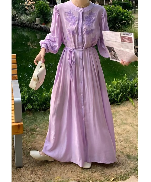 Aelina(エリナ)の「刺繍長袖ロングワンピース(ワンピース・レディース・ダークグリーン/ローズ/モカ/マスタード/ライトグリーン/オレンジ/ブラウン/ブラック/ベージュ/パープル・F)」の17枚目の写真