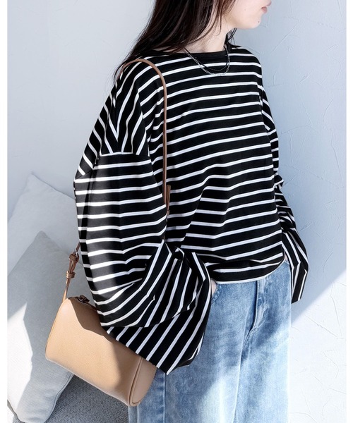 reca（レカ）の「着丈が選べる! 無地/ボーダービッグTシャツ（Tシャツ/カットソー・レディース・チャコール/ホワイト/ホワイト系その他/レッド系その他/ブラック/ブラック系その他/グリーン系その他/ブルー系その他/グリーン系/ホワイト系その他2・M/SHORT）」の5枚目の写真