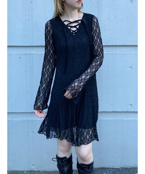 MURUA（ムルーア）の「レースアップミニワンピース（ワンピース・レディース・アイボリー/ブラック・FREE）」の3枚目の写真