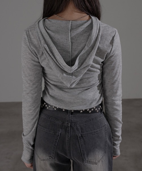 apres jour mignon（アプレジュールミニョン）の「フード付きヘンリープルオーバー（Tシャツ/カットソー・レディース・ブラック系その他2/ブラック系その他/チャコールグレー/グレー・X-LARGE/フリー）」の5枚目の写真