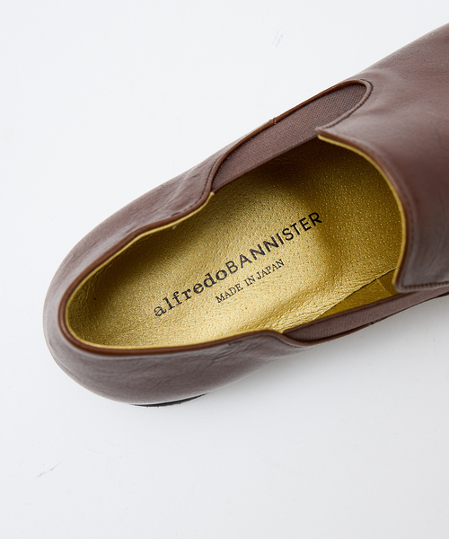 alfredoBANNISTER（アルフレッドバニスター）の「【MADE IN JAPAN】サイドゴア スリッポン シューズ（スリッポン・メンズ・ダークブラウン/ベージュ/ブラック・39/41/43/44/40/42/45）」の16枚目の写真