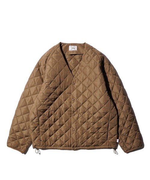 PENNEYS（ぺニーズ）の「PENNEY'S ぺニーズ / THE FOX STANDARD QUILT V CARDIGAN（ナイロンジャケット・メンズ・ブラック/グレー/ネイビー/ブラウン・LARGE/MEDIUM）」の3枚目の写真