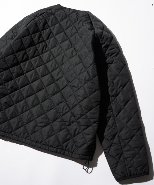 PENNEYS（ぺニーズ）の「PENNEY'S ぺニーズ / THE FOX STANDARD QUILT V CARDIGAN（ナイロンジャケット・メンズ・ブラック/グレー/ネイビー/ブラウン・LARGE/MEDIUM）」の18枚目の写真