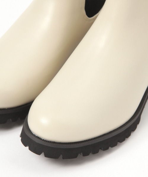 Elura（エルーラ）の「インヒールサイドゴアブーツ/579658（ブーツ・レディース・オフホワイト/ブラック・SMALL/MEDIUM/LARGE）」の20枚目の写真