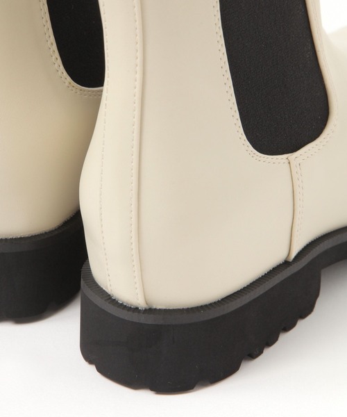 Elura（エルーラ）の「インヒールサイドゴアブーツ/579658（ブーツ・レディース・オフホワイト/ブラック・SMALL/MEDIUM/LARGE）」の22枚目の写真