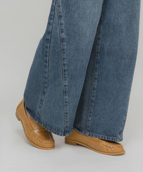 KBF（ケイビーエフ）の「ギャザーデザインローファー（その他シューズ・レディース・ベージュ/ブラック・36/37/38）」の4枚目の写真