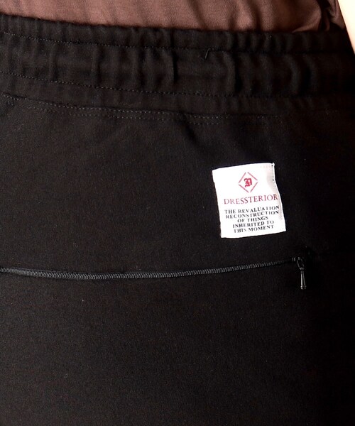 DRESSTERIOR(ドレステリア)の「コンフォータブル ジョガーパンツ(その他パンツ・メンズ・ダークグレー/ブラック・76/79/82/85)」の5枚目の写真