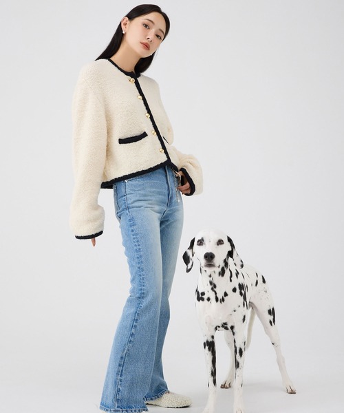 EIMY ISTOIRE（エイミーイストワール）の「スリムフレアデニムパンツ（デニムパンツ・レディース・ライトブルー・25inch/24inch/23inch）」の3枚目の写真