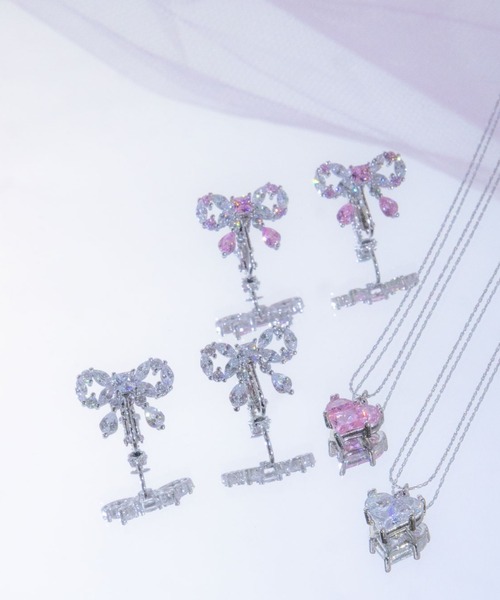 JILL by JILL STUART(ジルバイジルスチュアート)の「◇Cubic リボンイヤリング(イヤリング・レディース・ピンク/シルバー・FREE)」の15枚目の写真