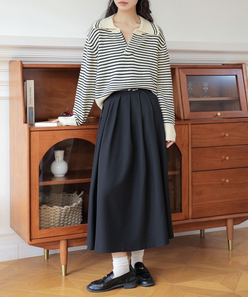 DAY CLOSET（デイ クローゼット）の「【小顔魅せ大きめ襟×Vネック/華奢魅せリブ編み】長袖ボーダー柄スキッパージャガードニットトップス（ニット/セーター・レディース・レッド/ホワイト/ブラック・FREE）」の10枚目の写真