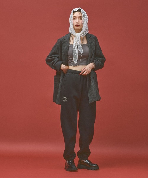 Kappa（カッパ）の「≪Kappa×and ST ウェルネスクラブ≫レギュラーフィットスウェットパンツ (ユニセックス)（スウェットパンツ・レディース・ブルー/ブラック/ホワイト・MEDIUM/LARGE/SMALL）」の16枚目の写真