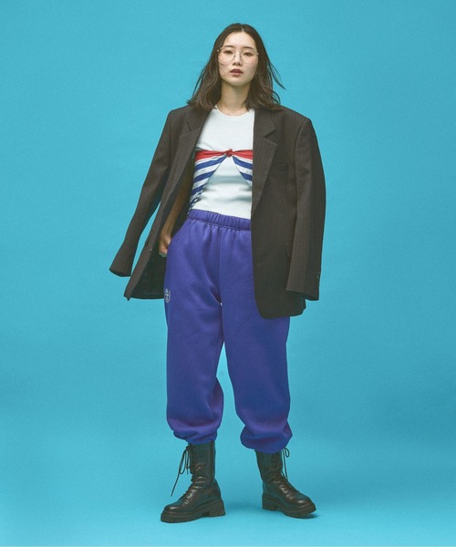 Kappa（カッパ）の「≪Kappa×and ST ウェルネスクラブ≫レギュラーフィットスウェットパンツ (ユニセックス)（スウェットパンツ・レディース・ブルー/ブラック/ホワイト・MEDIUM/LARGE/SMALL）」の20枚目の写真