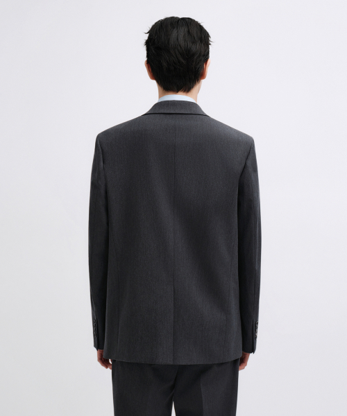 MUSINSA STANDARD(ムシンサスタンダード)の「ベーシックブレザー【チャコールグレー】(テーラードジャケット・メンズ・その他・MEDIUM/LARGE/X-LARGE/XX-LARGE)」の4枚目の写真