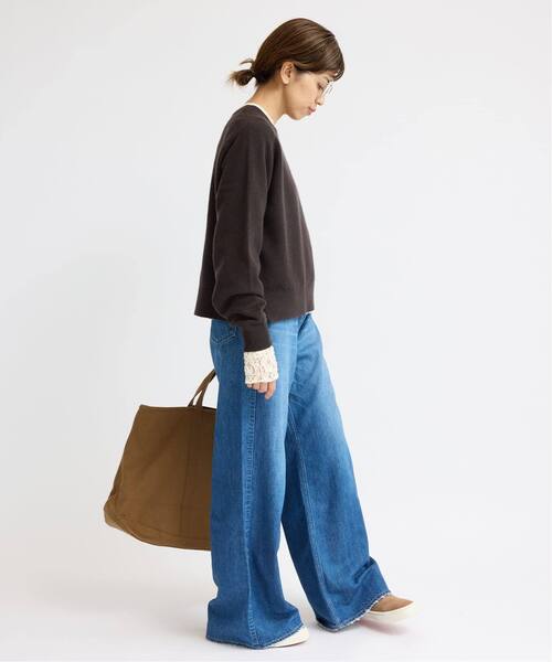 IENA（イエナ）の「《追加2》Flowerストレッチレースプルオーバー（Tシャツ/カットソー・レディース・アイボリー/グレー/ブラック・FREE）」の21枚目の写真