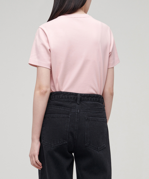 MUSINSA STANDARD WOMAN（ムシンサスタンダードウーマン）の「ウィメンズベーシッククルーネックTシャツ[インディアンピンク]（Tシャツ/カットソー・レディース・その他・LARGE/X-SMALL/SMALL/MEDIUM）」の2枚目の写真