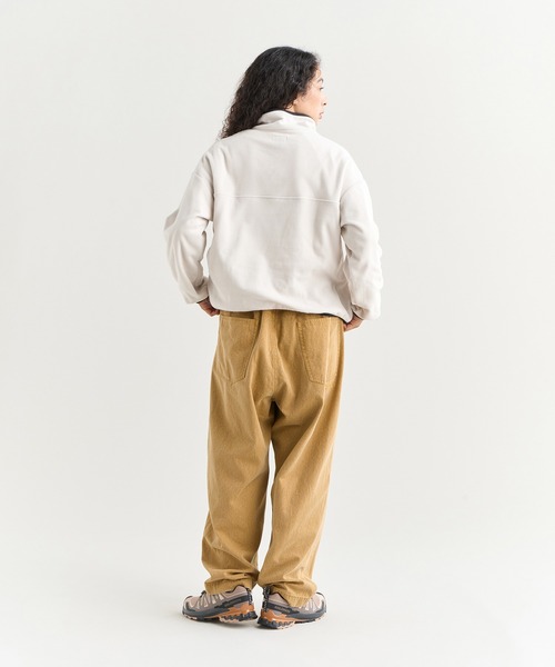 NANGA(ナンガ)の「AIR WARM FLEECE TOPS W/エアウォーム フリース トップス (ウィメンズ)(その他トップス・レディース・グリーン/アイボリー/ブラック/ピンク系その他・L/M/S)」の9枚目の写真