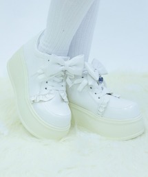 axes femme POETIQUE | リボン付き合皮厚底スニーカー(パンプス)