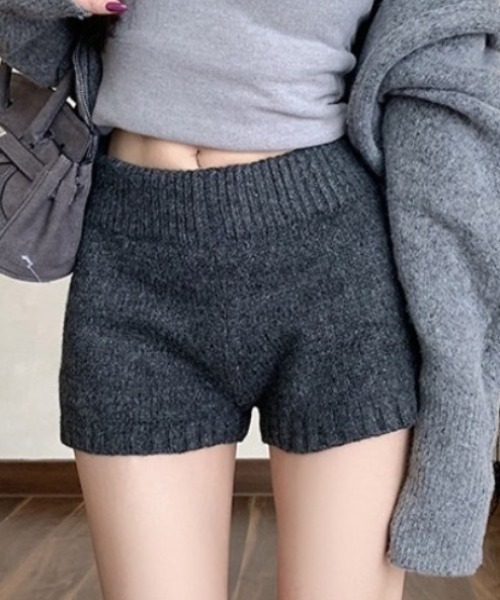 yuue' ( wear )（ユーイ）の「ニットショートパンツ（その他パンツ・レディース・チャコールグレー/グレー/ブラック・FREE）」の2枚目の写真