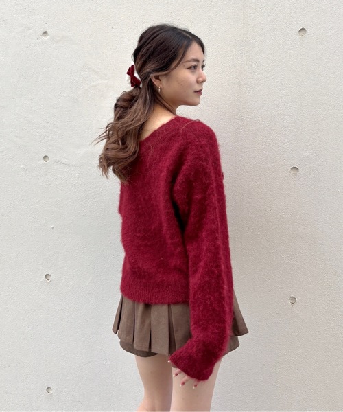 one way(ワンウェイ)の「ベロアリボンワンショルニット(ニット/セーター・レディース・グレー/レッド/ホワイト/ベージュ・FREE)」の18枚目の写真