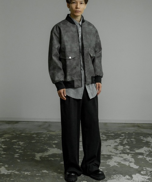 Crownor（クラウノアー）の「ペイント柄 ビッグカラーシャツ（シャツ/ブラウス・メンズ・ブラック/グレー・MEDIUM/LARGE）」の14枚目の写真