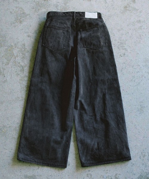 CRACK WASHED BAGGY DENIM PANTS（デニムパンツ）｜LIDNM（リドム）の