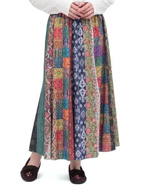 チチカカ（チチカカ）の「ファブリックプリントジャージースカート（スカート・レディース・ブルー/マルチ/ベージュ・MEDIUM/LARGE）」の19枚目の写真