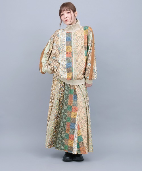 チチカカ（チチカカ）の「ファブリックプリントジャージースカート（スカート・レディース・ブルー/マルチ/ベージュ・MEDIUM/LARGE）」の14枚目の写真