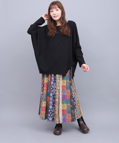 チチカカ（チチカカ）の「ファブリックプリントジャージースカート（スカート・レディース・ブルー/マルチ/ベージュ・MEDIUM/LARGE）」の16枚目の写真