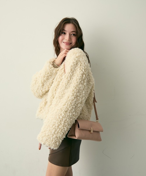 Lunea(ルネア)の「Vネックボアブルゾン(ブルゾン・レディース・ブラウン/ベージュ・FREE)」の15枚目の写真